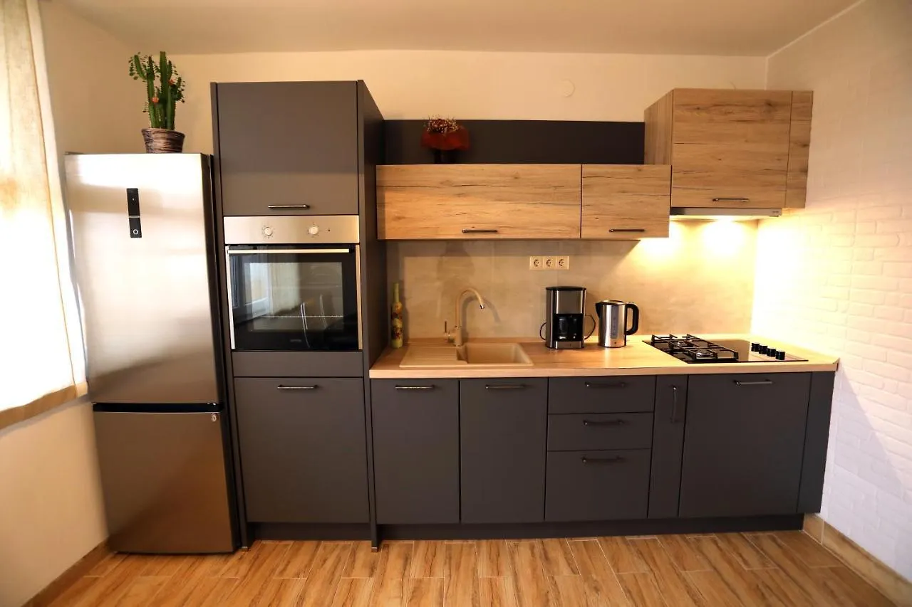 아파트 Apartament Klara-Centar 풀라